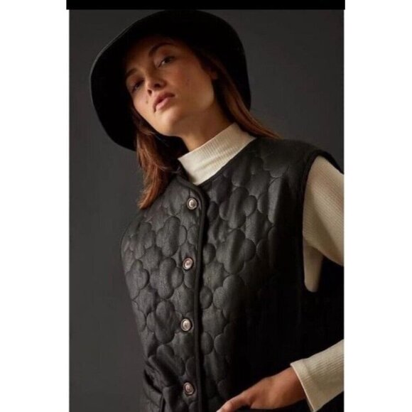 Anthropologie Quilted Vest OS Warm Cozy Staple Neutral Old Money Quiet Luxury - Picture 1 of 11